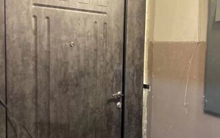 тамбурная металлическая дверь, внутренняя сторона