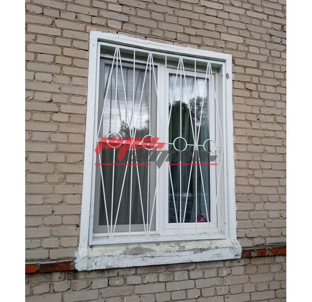 металлическая прямая оконная решетка для двустворчатого окна